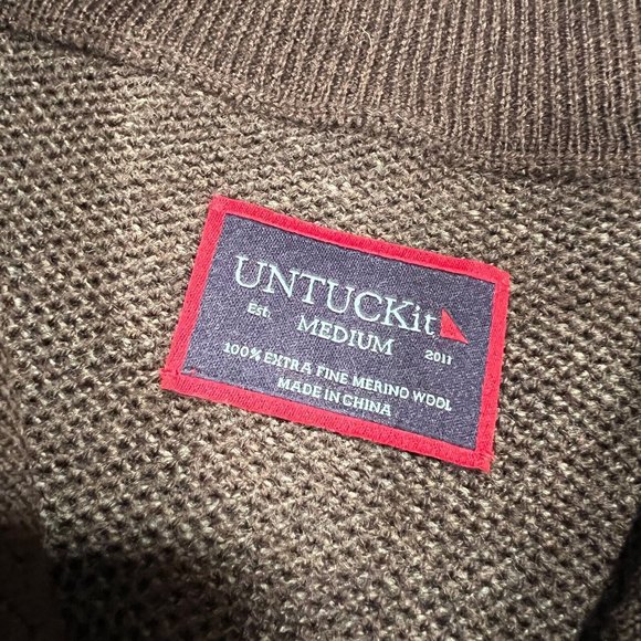 UNTUCKit Sorensen Merino Wool Henley Neck Pullover Sweater Medium Mens Brown - Picture 4 of 8